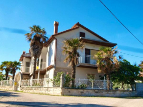 Family-Friendly Apartment in Krnica - 60m² - Fireplace